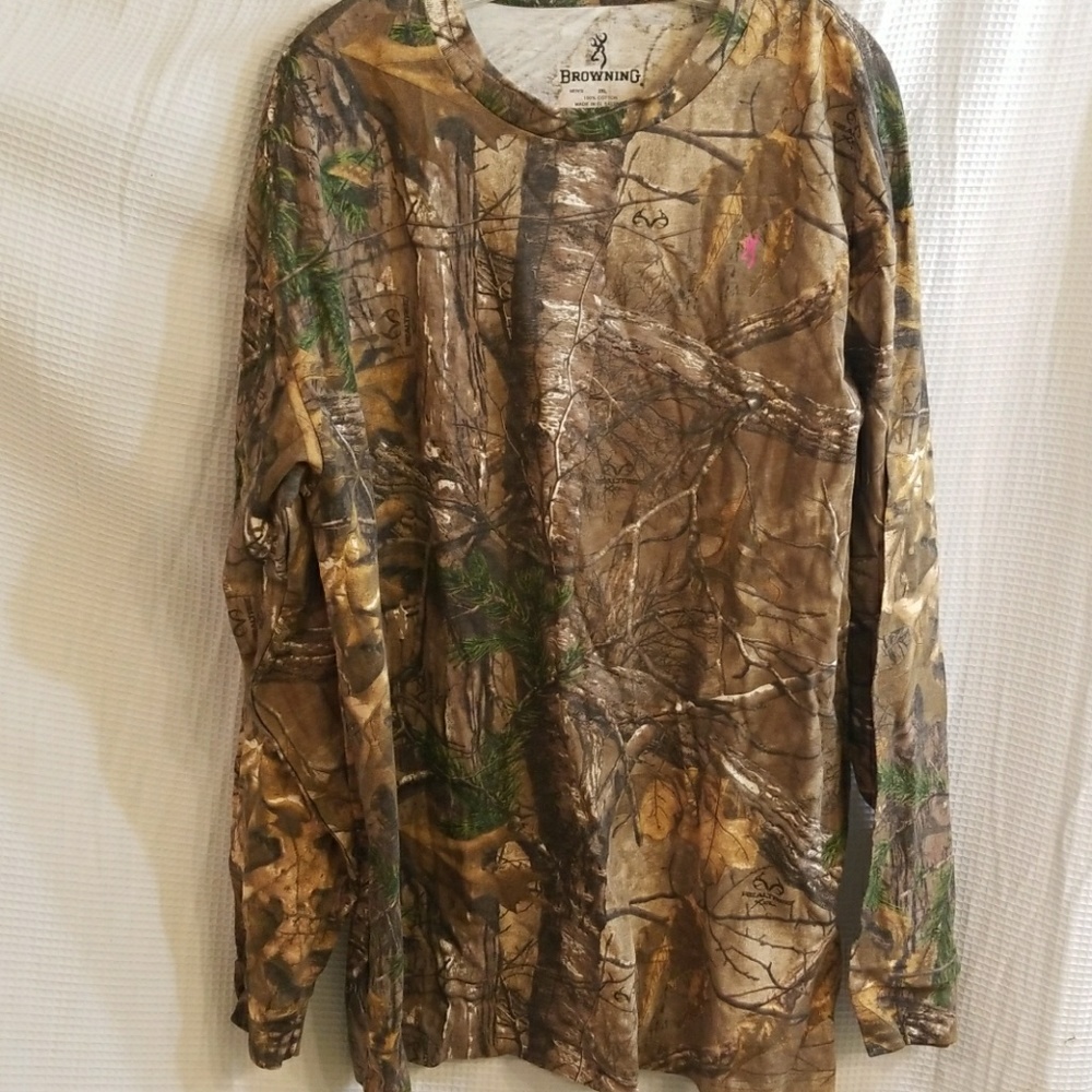 NWOT. Browning camo shirt